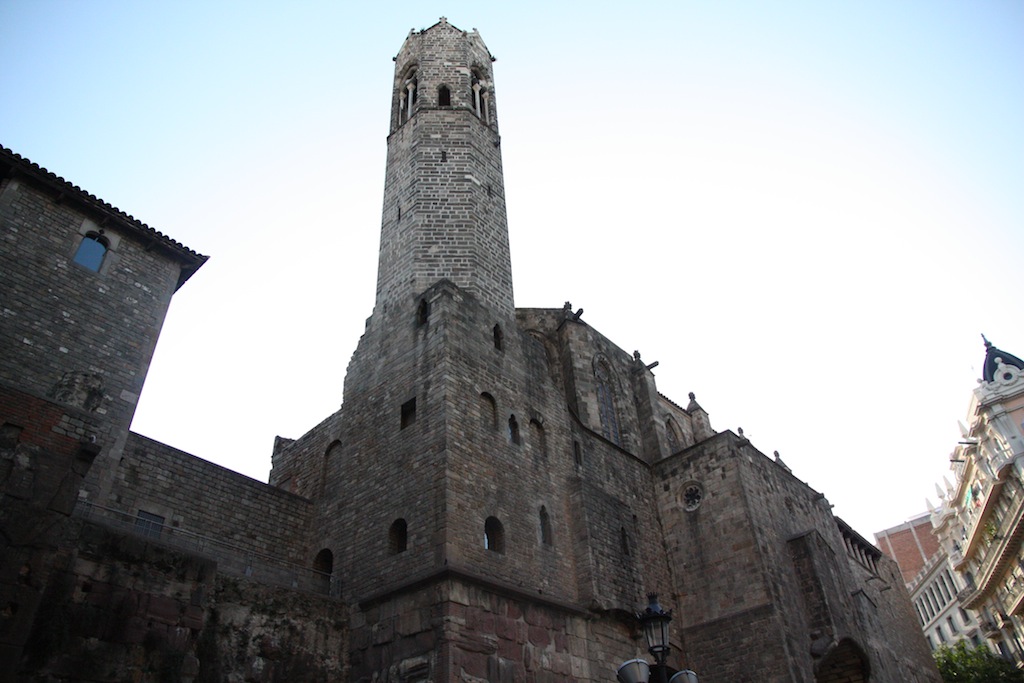 Torres de defensa i muralla Plaça Ramon Berenguer