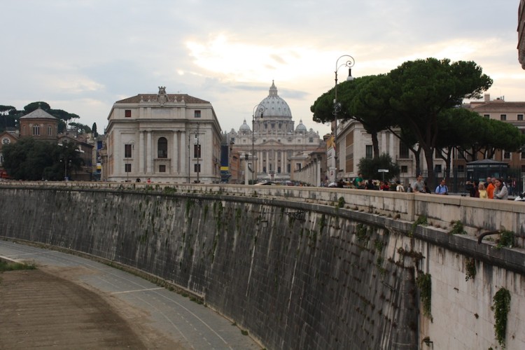 El Vaticà des del Pont de Sant'Angelo