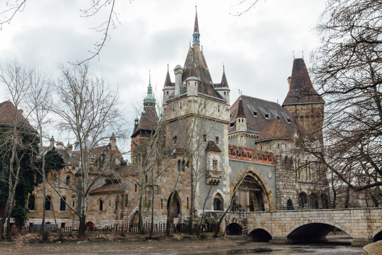 Qué ver en Budapest: 6 imprescindibles - Castillo Vajdahunyad
