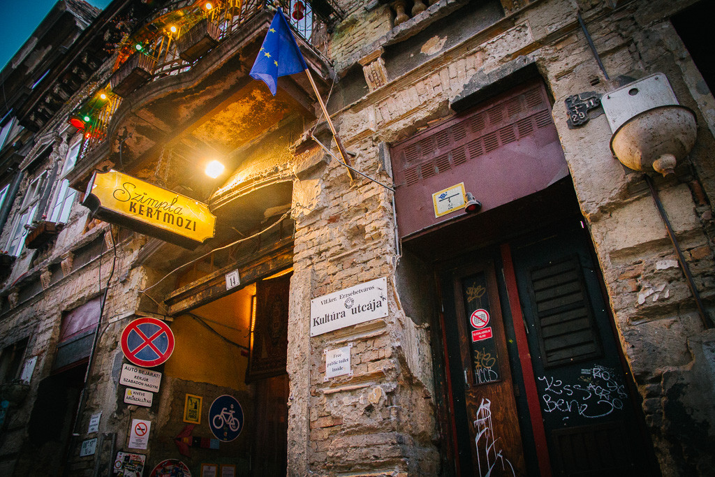 Szimpla Kert: El ruin bar más famoso del mundo