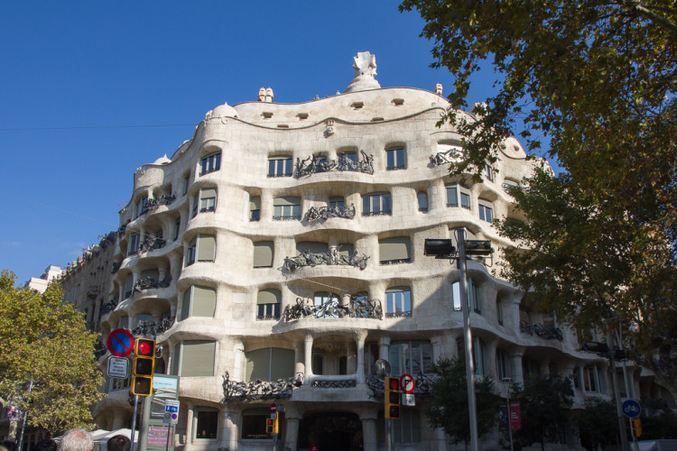 Antoni Gaudí: La Pedrera