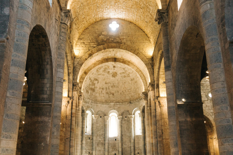 Localizacions de Juego de Tronos a Girona: Museu arqueològic de Catalunya (Monestir de Sant Pere de Galligats)
