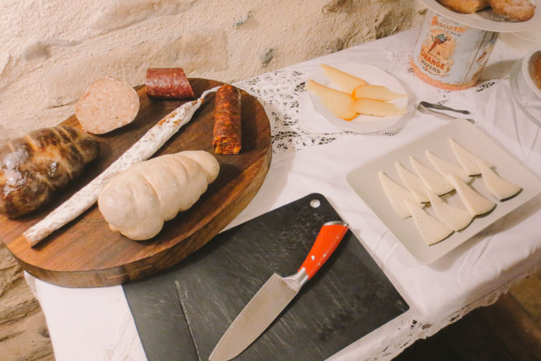 Cap de setmana rural a Girona - Esmorzar a La Calma de Rita
