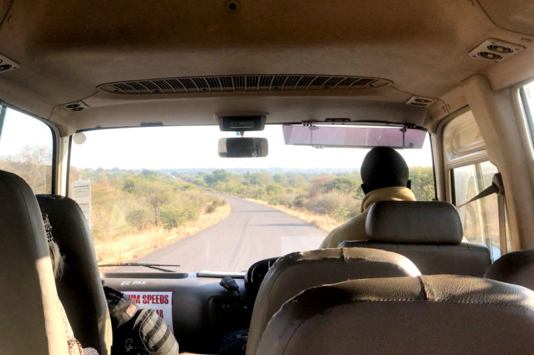 Viatge de Zimbabwe a Botswana per carretera