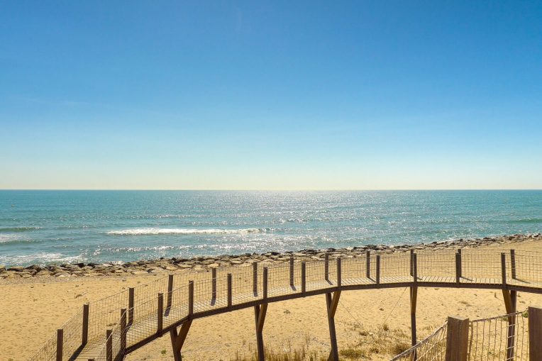 Qué ver en el Delta del Llobregat: Playa Natural desde el Semáforo